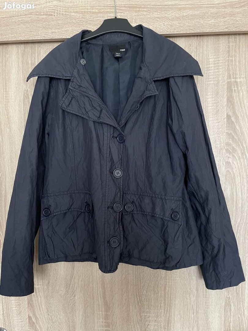 46-os méretű, sötétkék színű H&M kabát