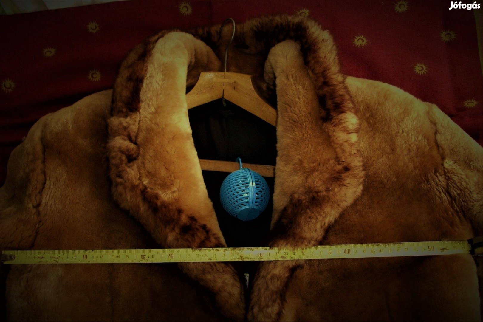 46-os nő bundás kabát új állapotban eladó