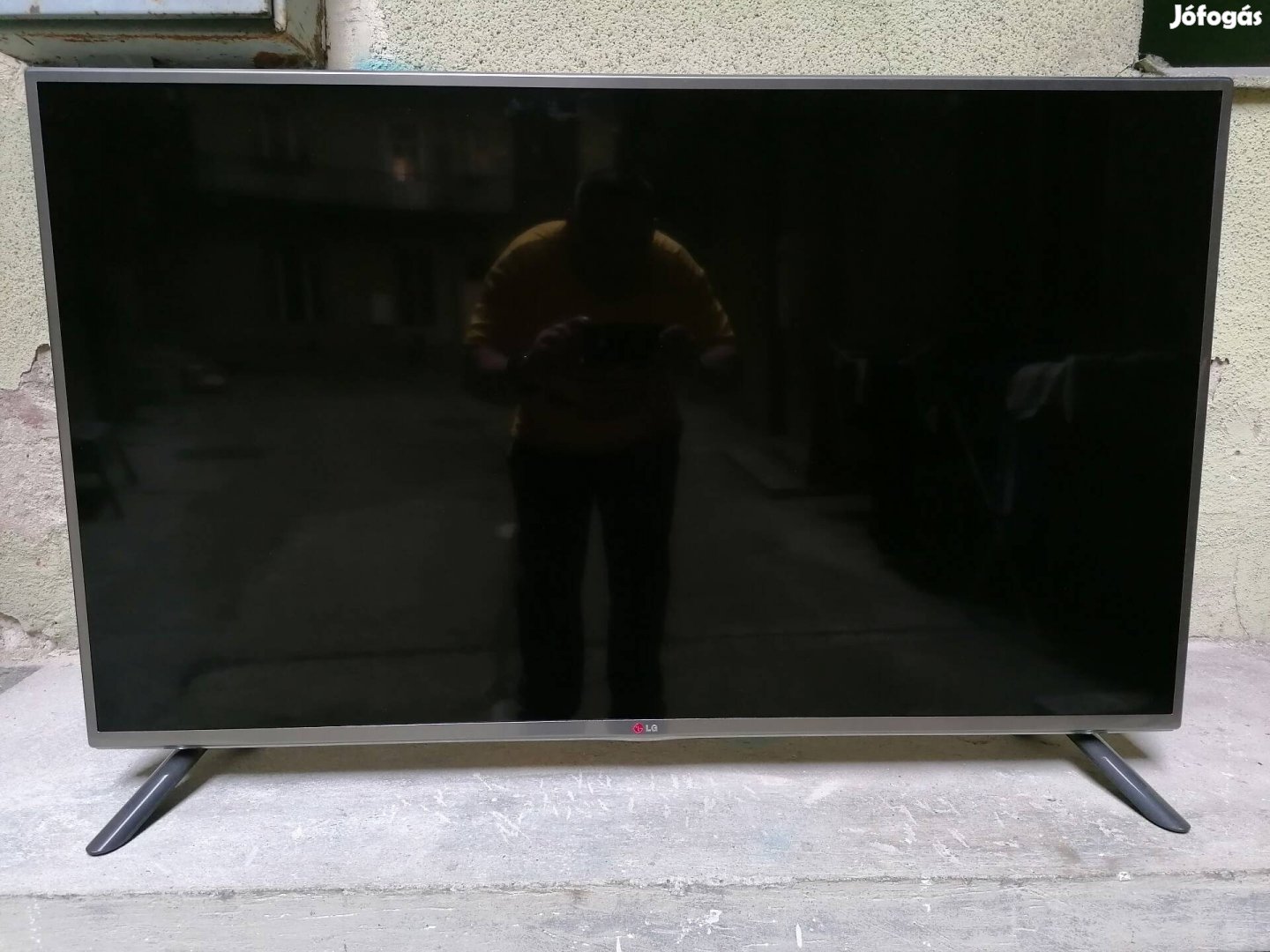 47colos LG full HD smart led tévé eladó. 
