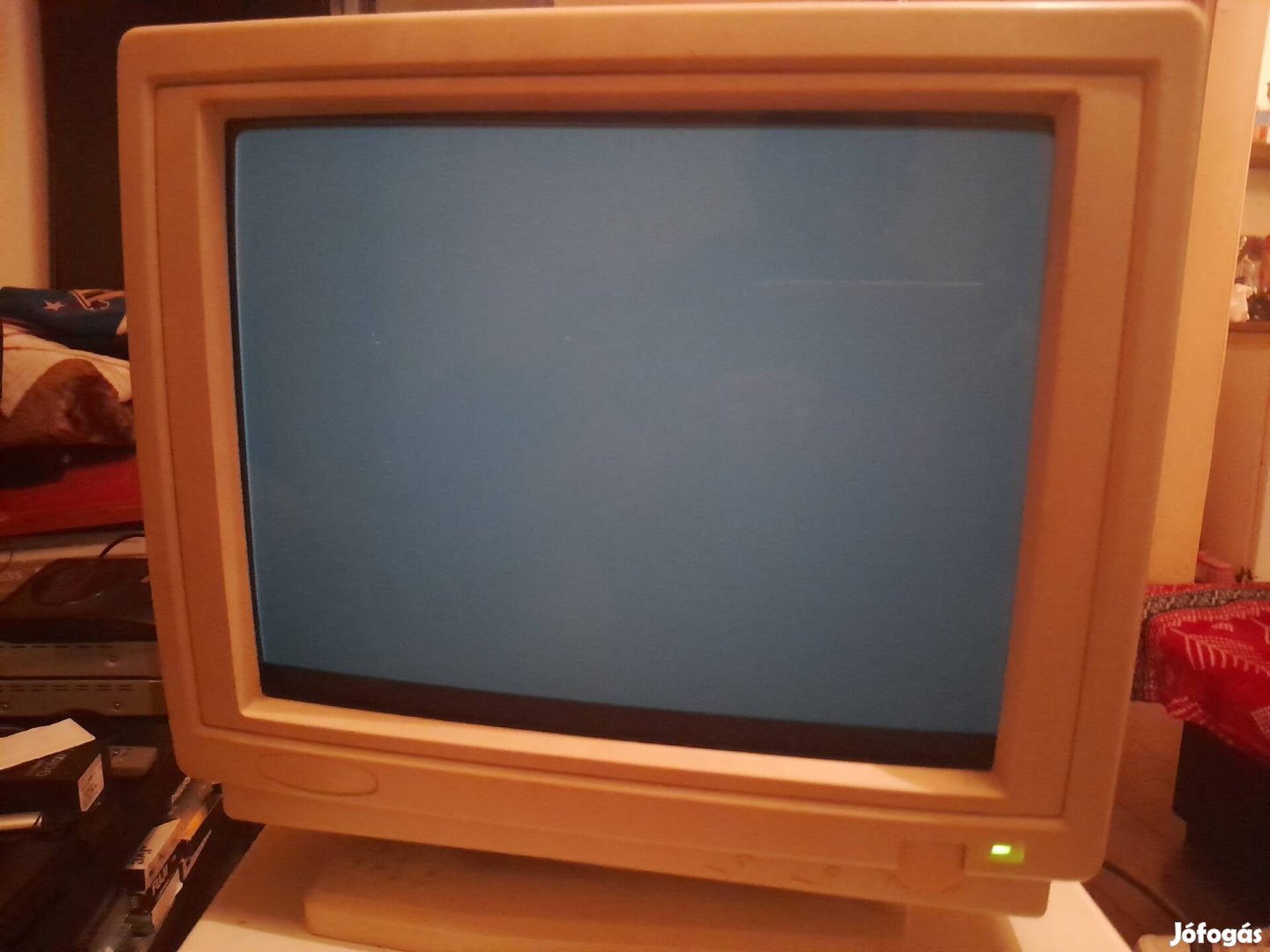 486-os számítógép,  monitor fekete-fehér színű 