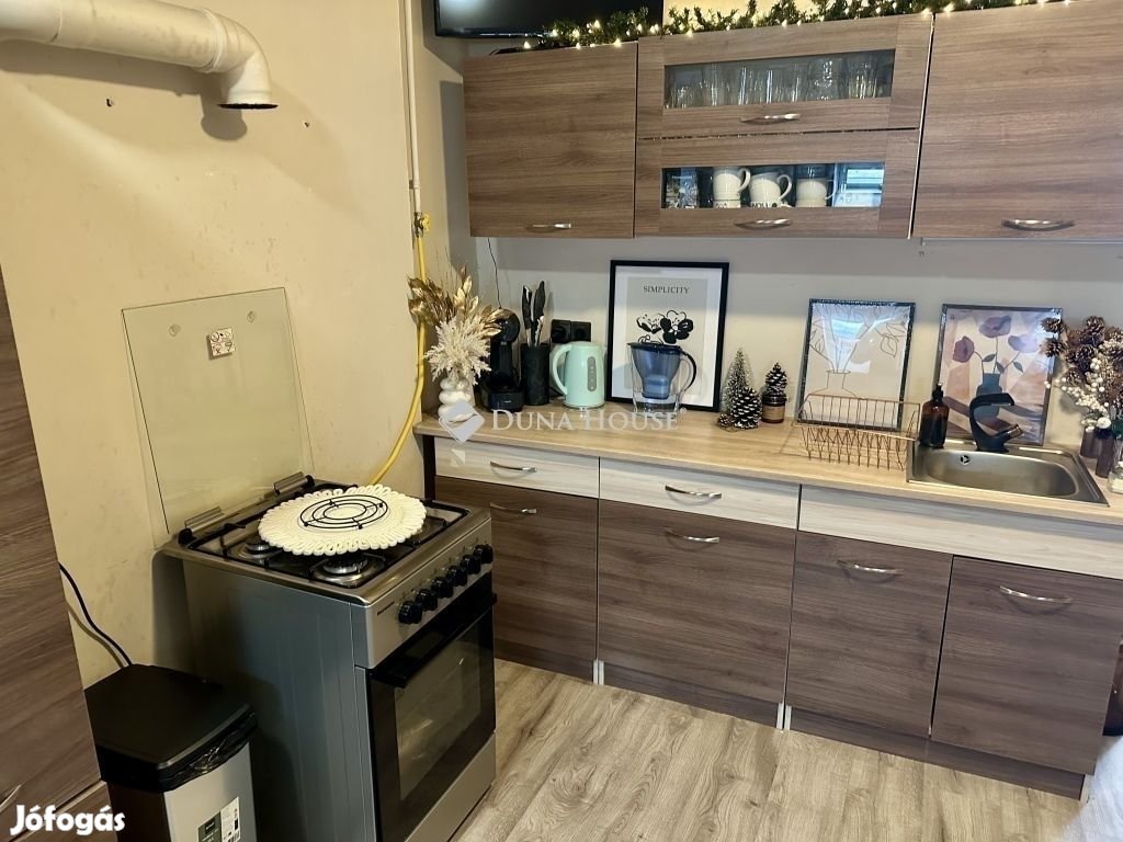 48 nm-es lakás eladó Debrecen