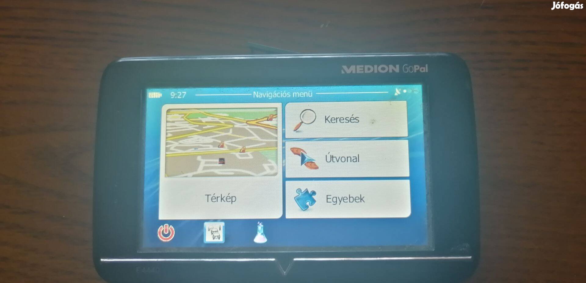 4.3" autós gps navigáció friss térképekkel eladó