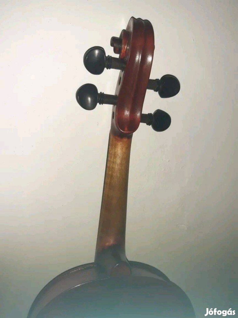 44-des öreg hegedű