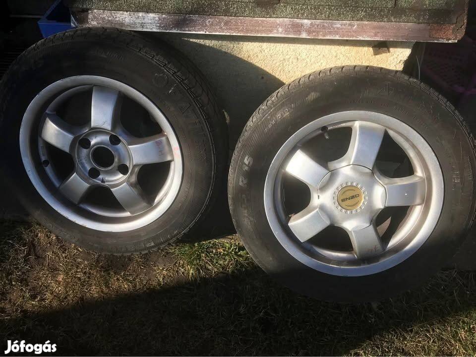 4 DB Chevrolet vagy Opel, jó állapotú nyári gumi felnivel, 15 colos
