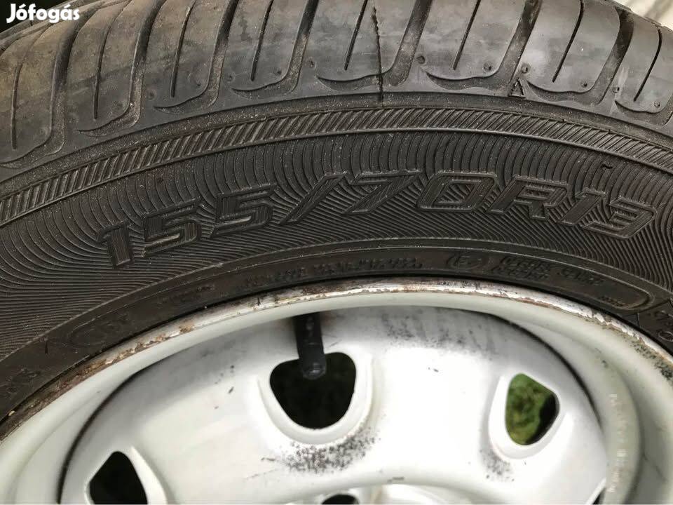 4 DB Suzuki Swift 13 colos felni, nyári gumival
