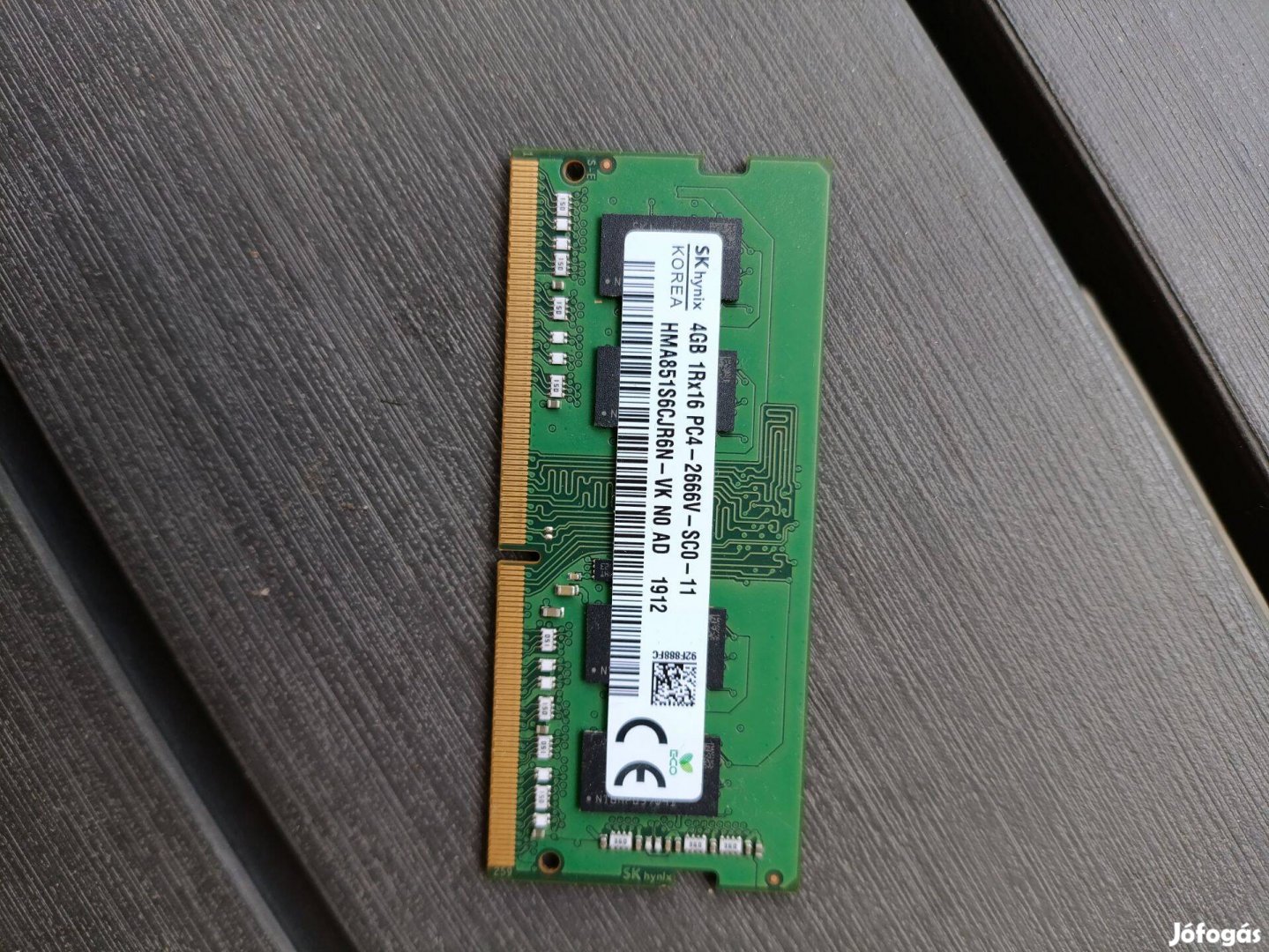 4 Gb laptop memória eladó (PC4)