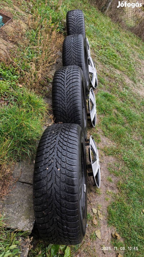 4 Nokian téli gumi 195/65 R15 DOT3920 Opel 5x110 lemezfelni téligumi
