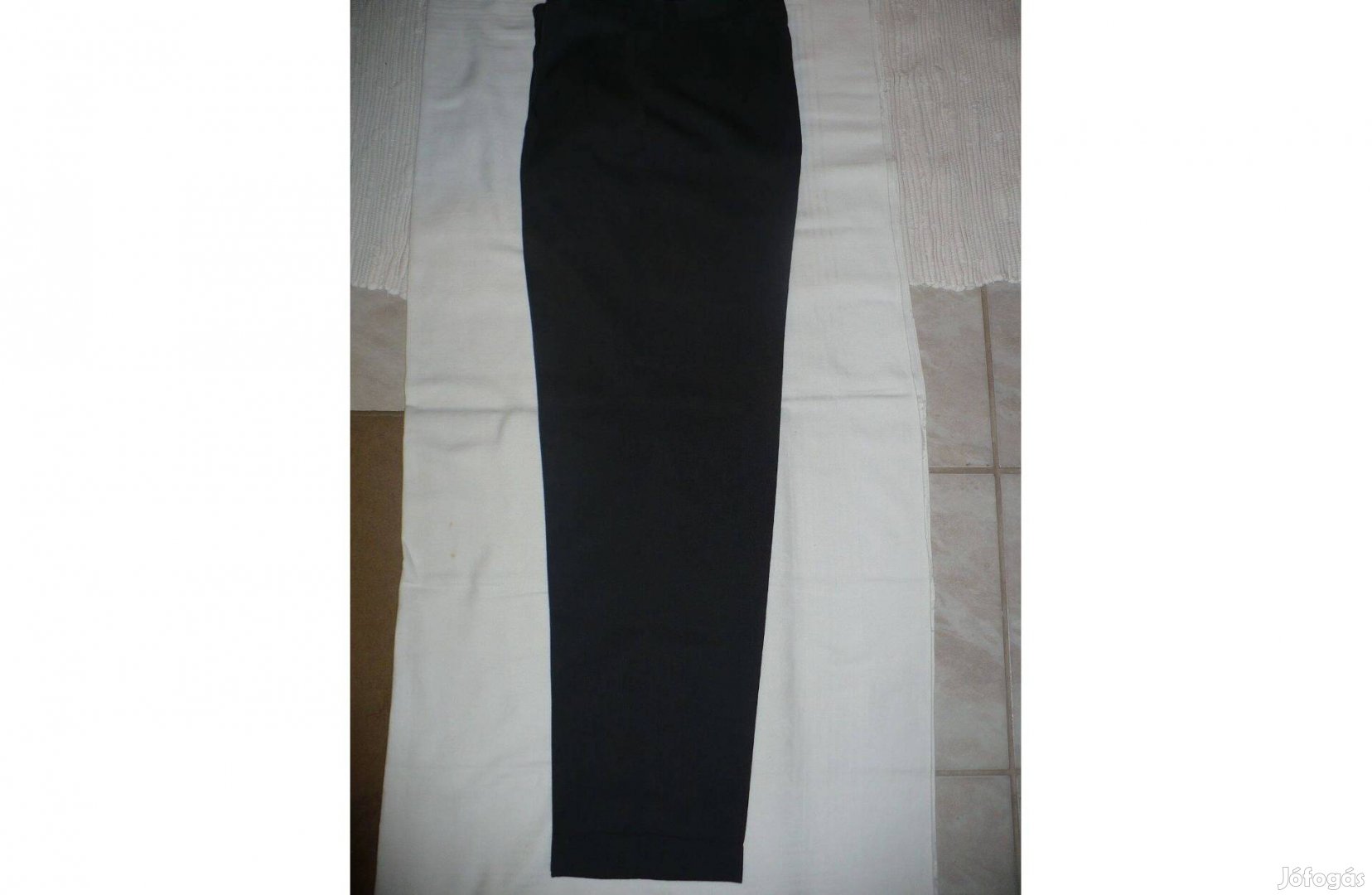 4 You sötétszürke férfi szövetnadrág, 46-os méret