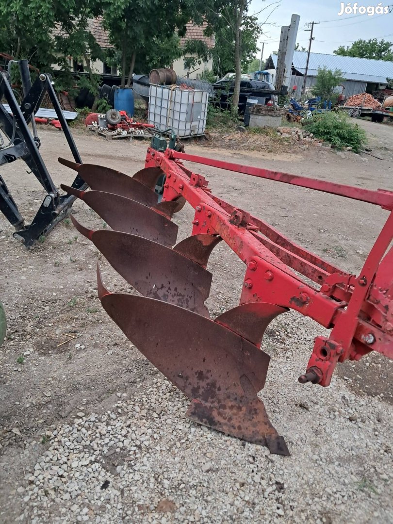 4 ágyeke ekado 