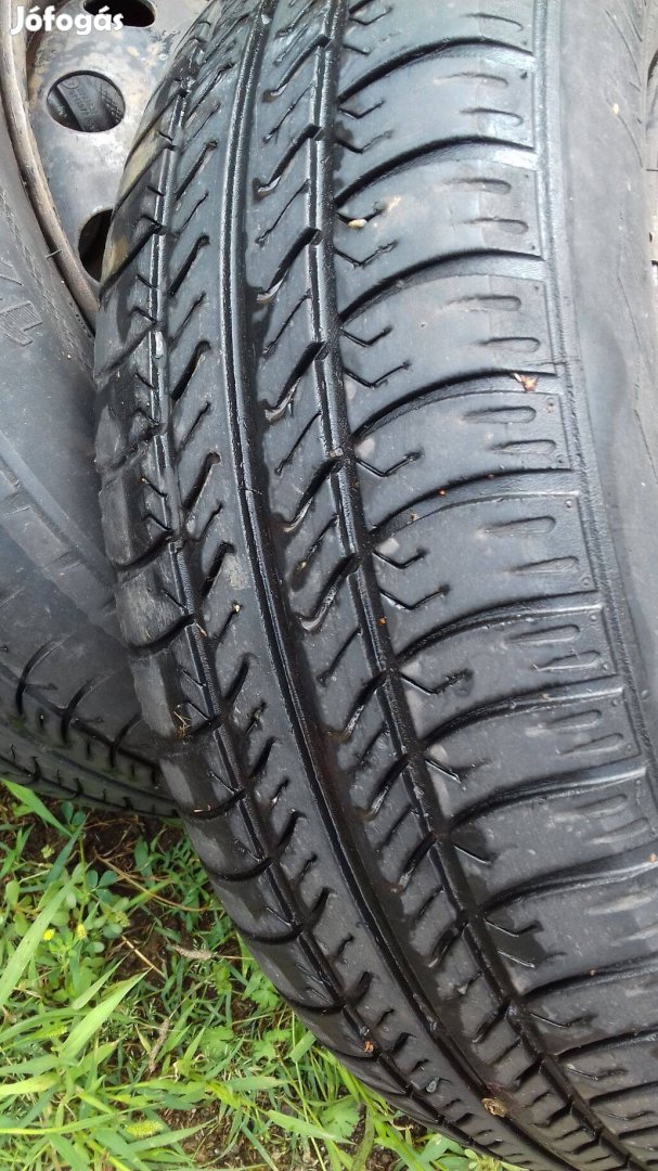 4 darab 175"70"R13-as Nyari gumi felnivel ea