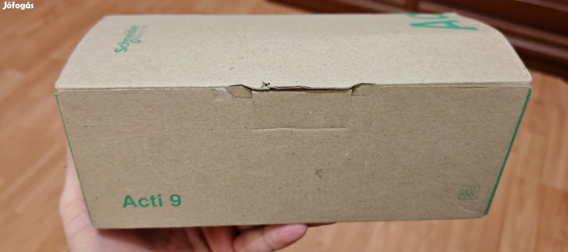 4 darab Új Schneider A9F04332 kismegszakító eladó