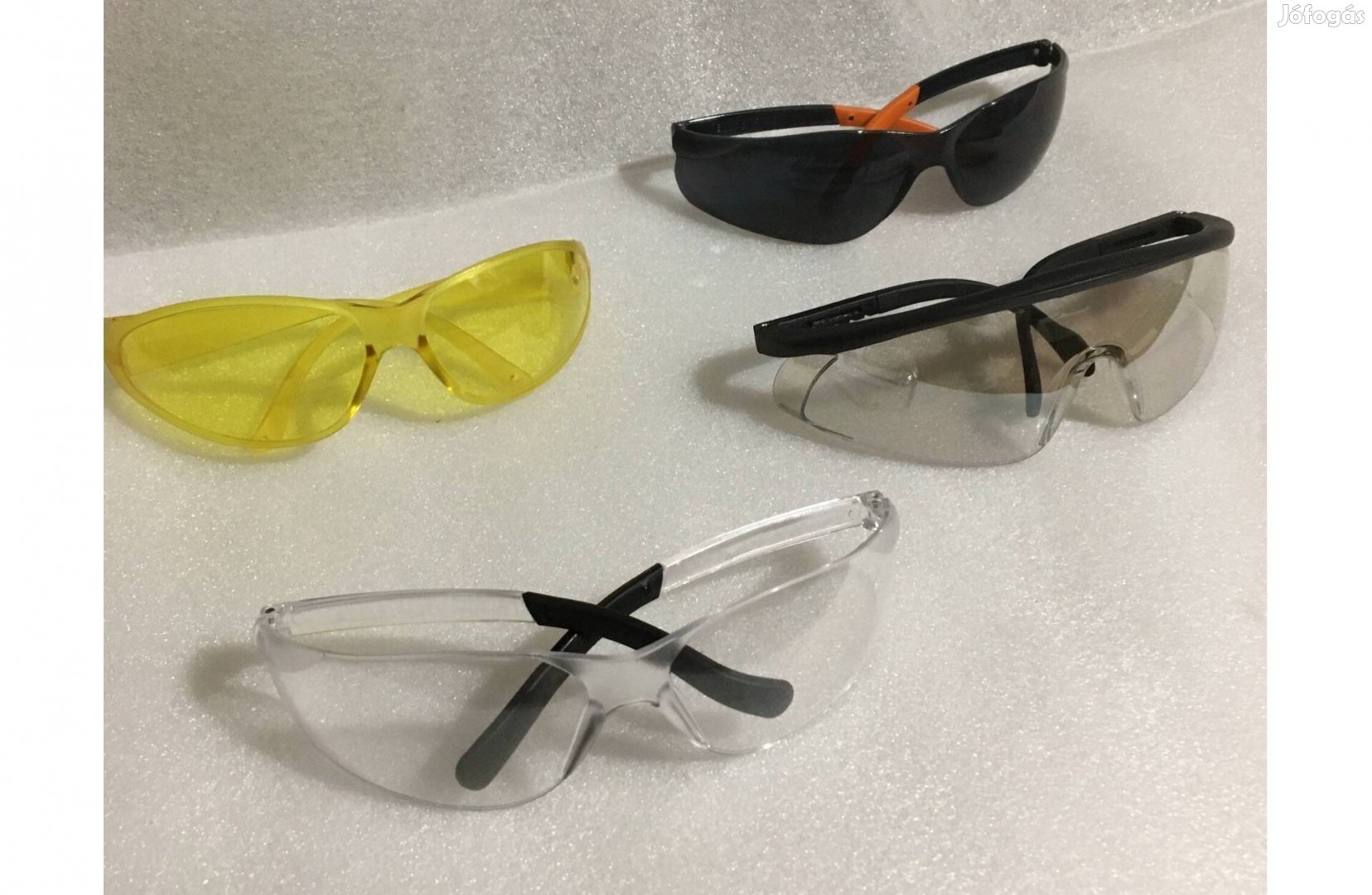 4 darab Védőszemüveg szemüveg UV páramentes karcmentes lencsével
