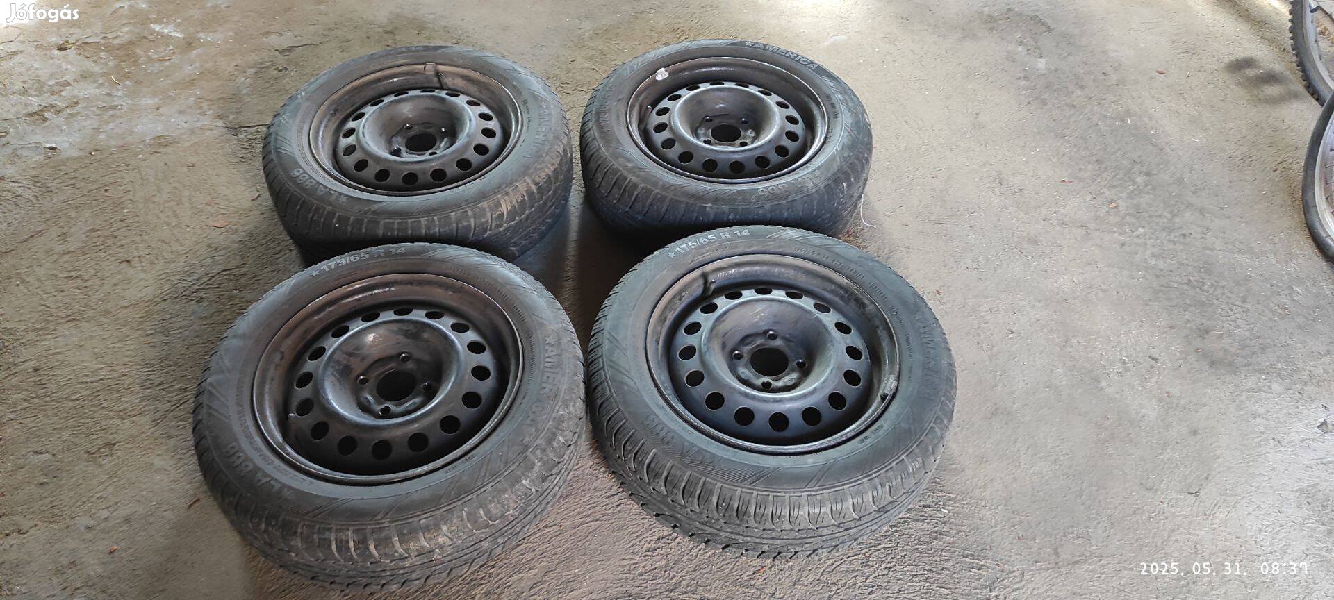 4 darab használt Renault Thalia lemezfelni eladó