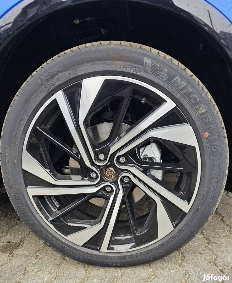 4 darab null kilométeres Michelin Primacy 235/45 R20 XL nyári abroncs