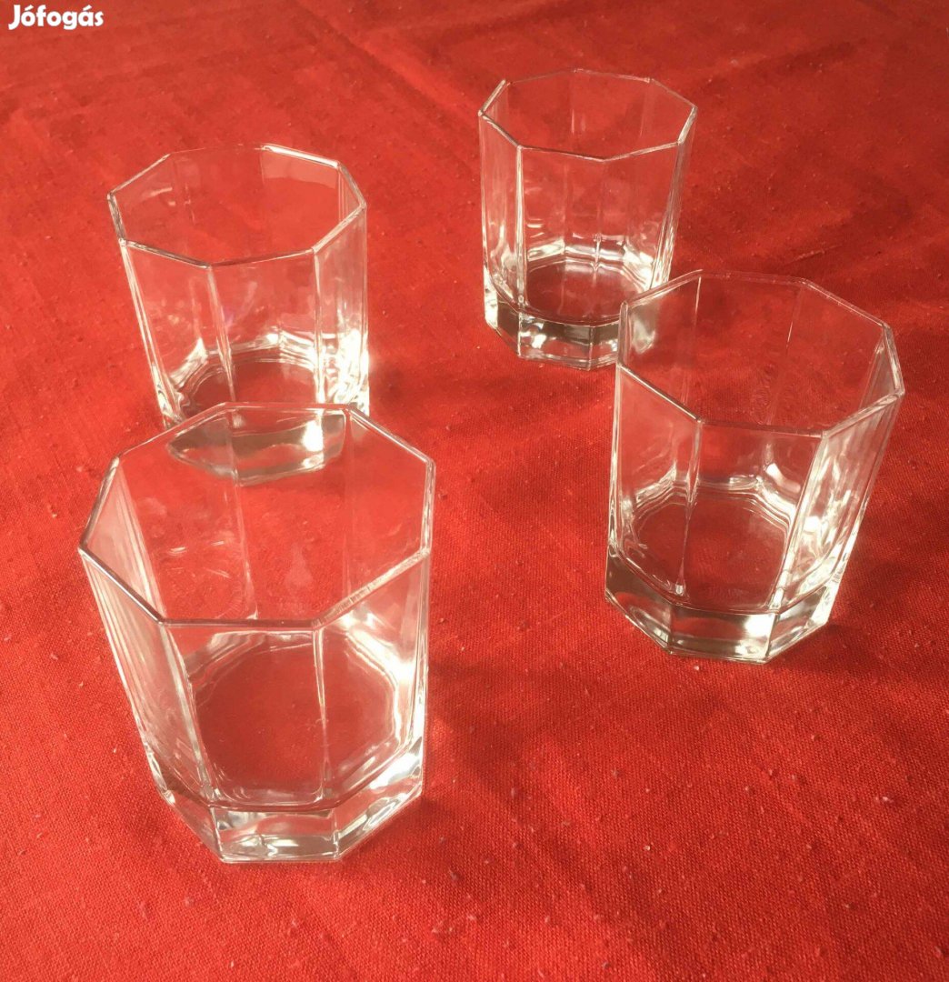 4 darab nyolcszögletű vizes/röviditalos pohár