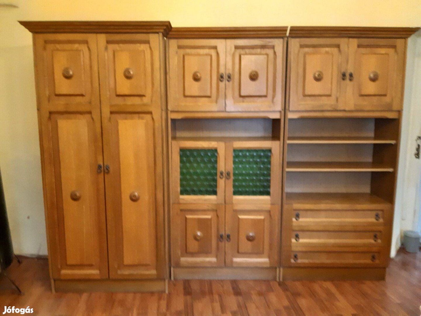 4 darabos szekrénysor