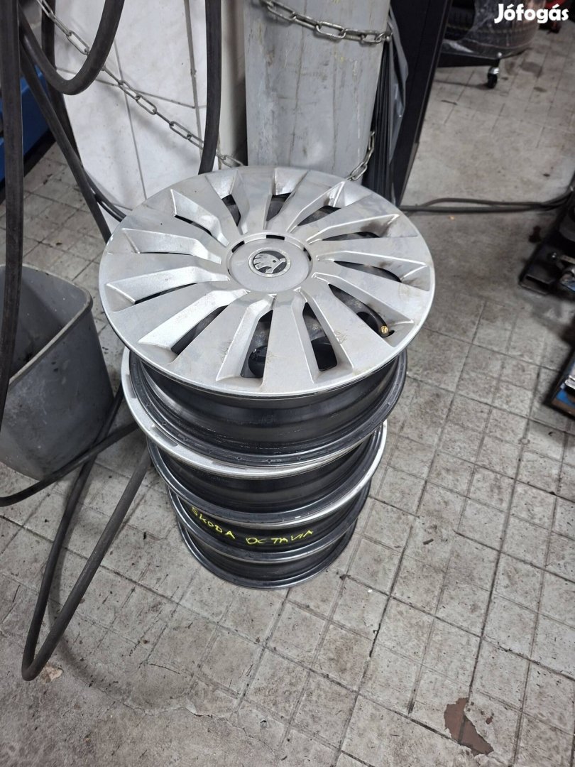 4 db 16 collos Skoda VW acelfelni Skoda gyári disztarcsakkal