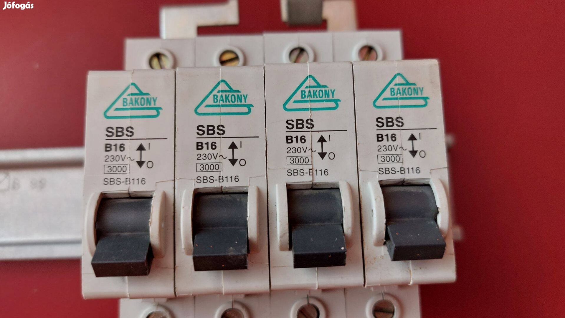 4 db Áramkör Megszakító Biztosíték Kapcsoló Relé | 16A 1P SBS-B116