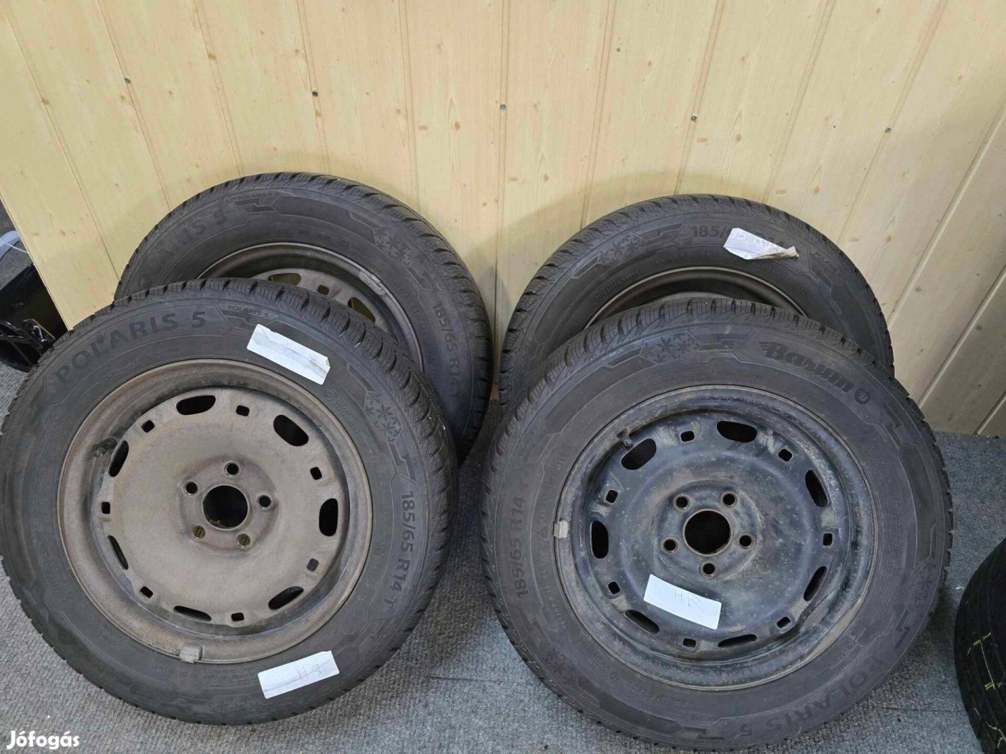 4 db Barum Polaris 185/65R14 téli gumi felnivel