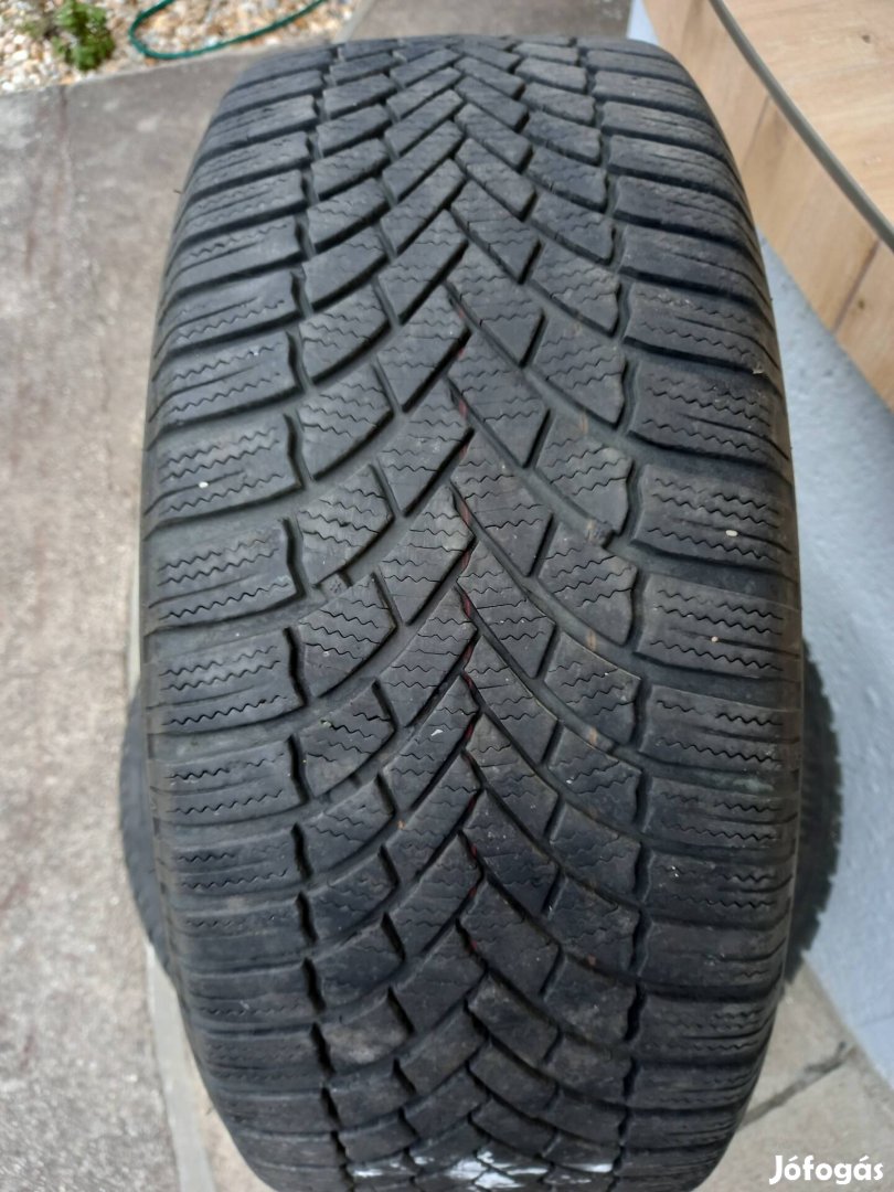 4 db Bridgestone téli gumi 225/55 R18 - Jó állapotban!