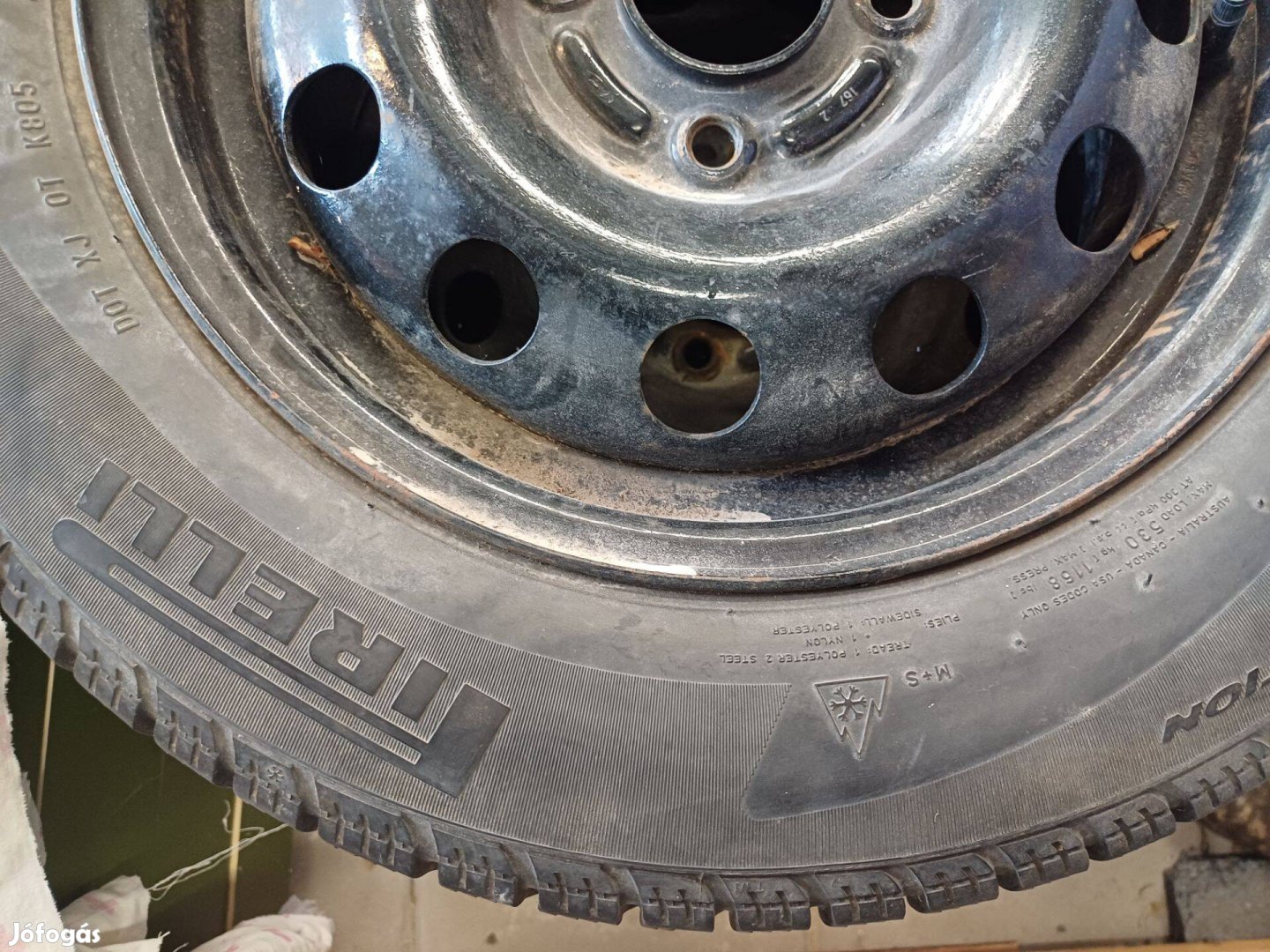 4 db Ford felni téli gumival eladó