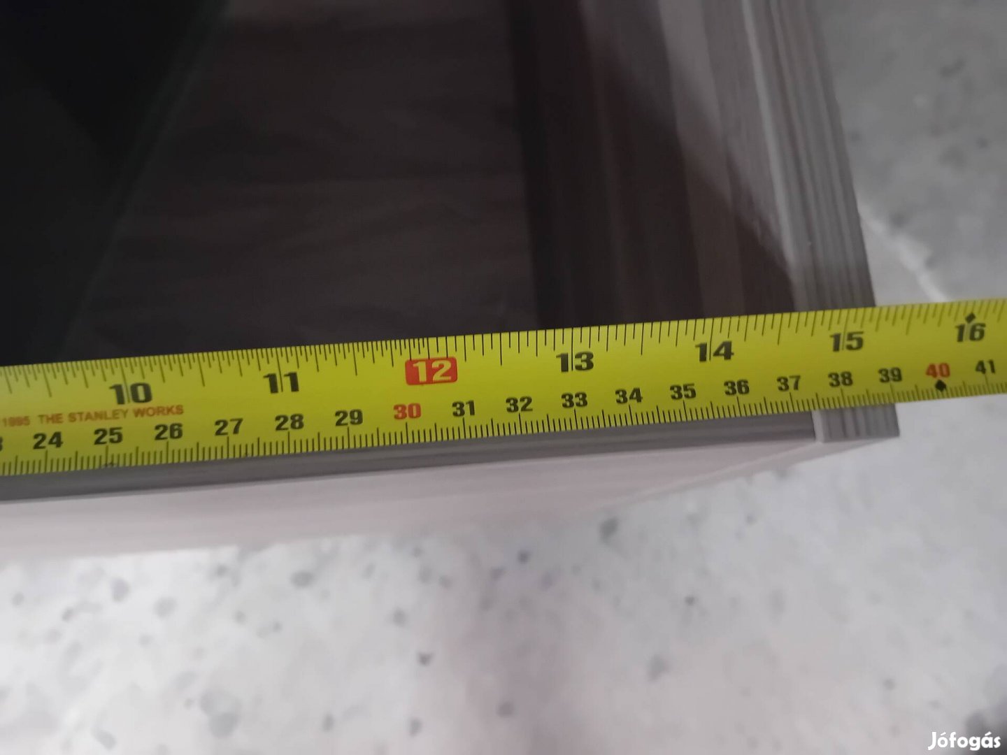 4 db Ikea falra függeszthető polcos elem, 2 db belső üveg polccal