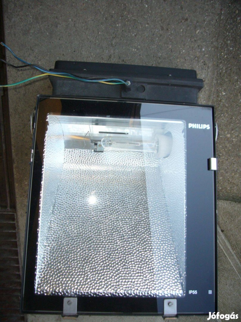 4 db Ipari Philips reflektor új izzókkal