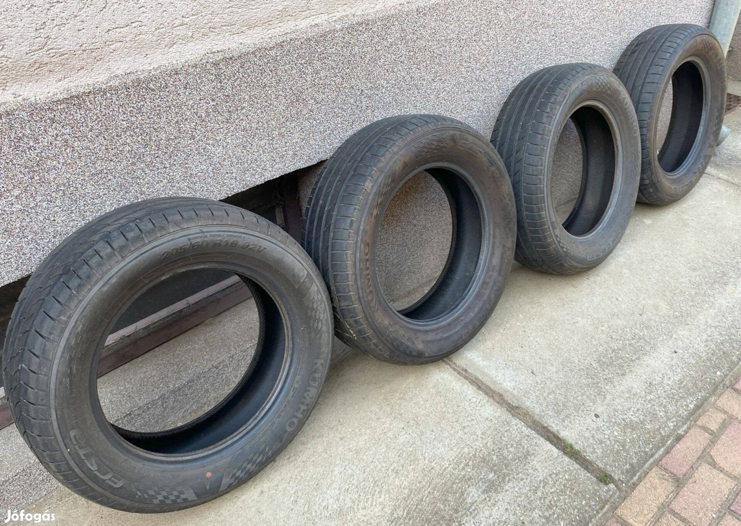 4 db Kumho Ecsta PS71 205/60 R16 92 V