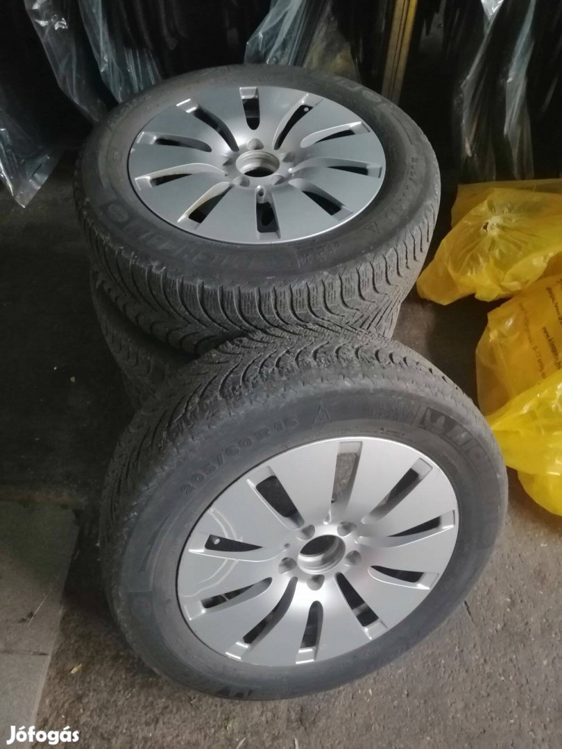 4 db Mercedes B 242 246 C 205 Gyári Alufelni 5x112 6,5x16 Felni +Tpms