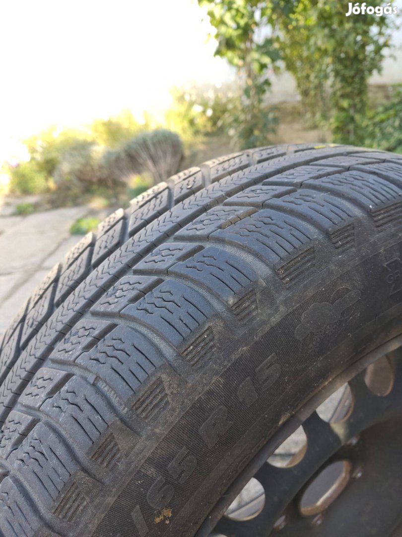 4 db Michelin 195/65R15 téli gumik