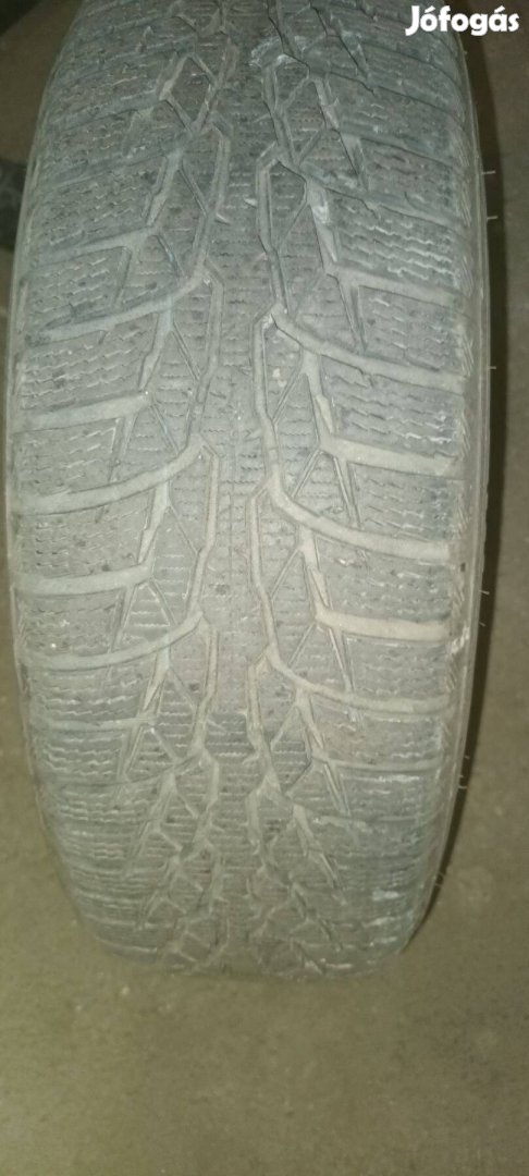 4 db Nokian téli gumi felnin185/65 R15