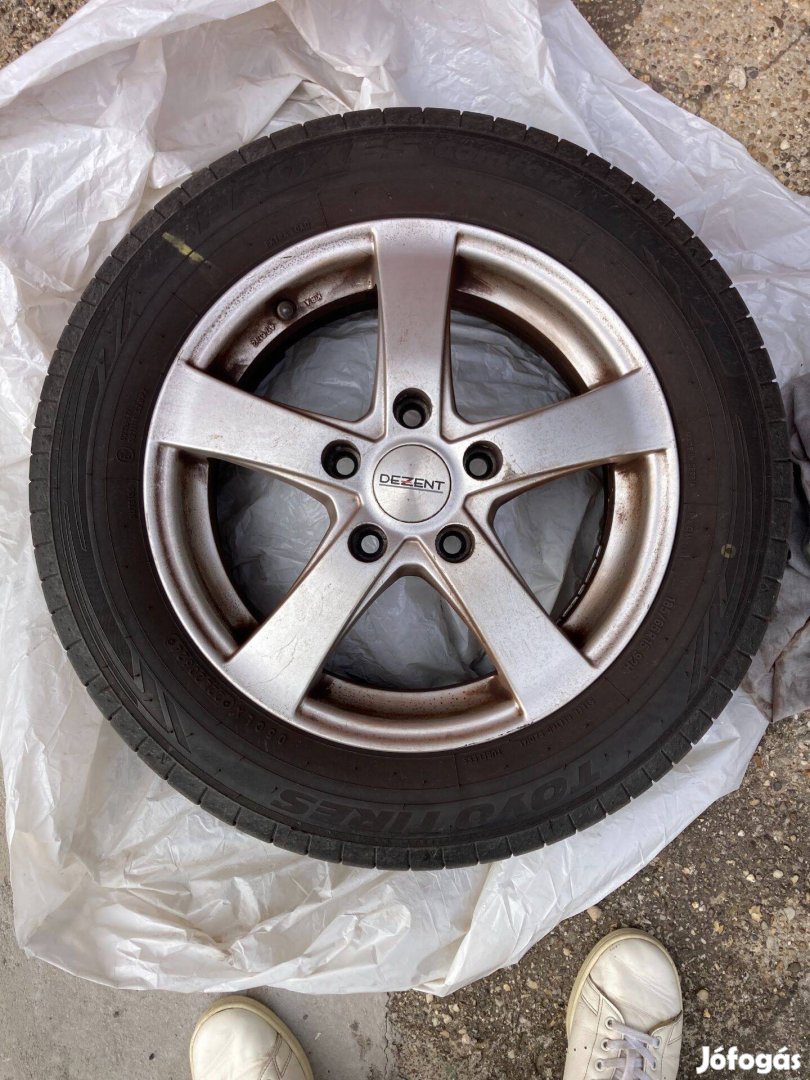 4 db Toyo Proxes Comfort nyári gumi alufelnivel 185/65 R15