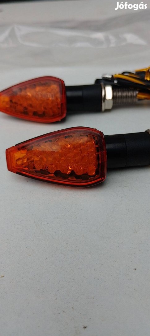4 db Új motorkerékpár univerzális mini led borostyán irányjel