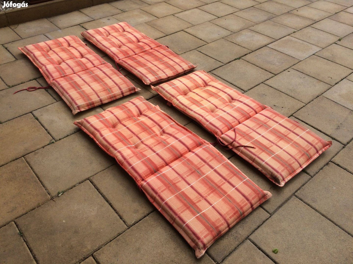 4 db Vastag Kerti Szék Párna Ülőpárna 50 x 115 x 7 cm Újszerű!