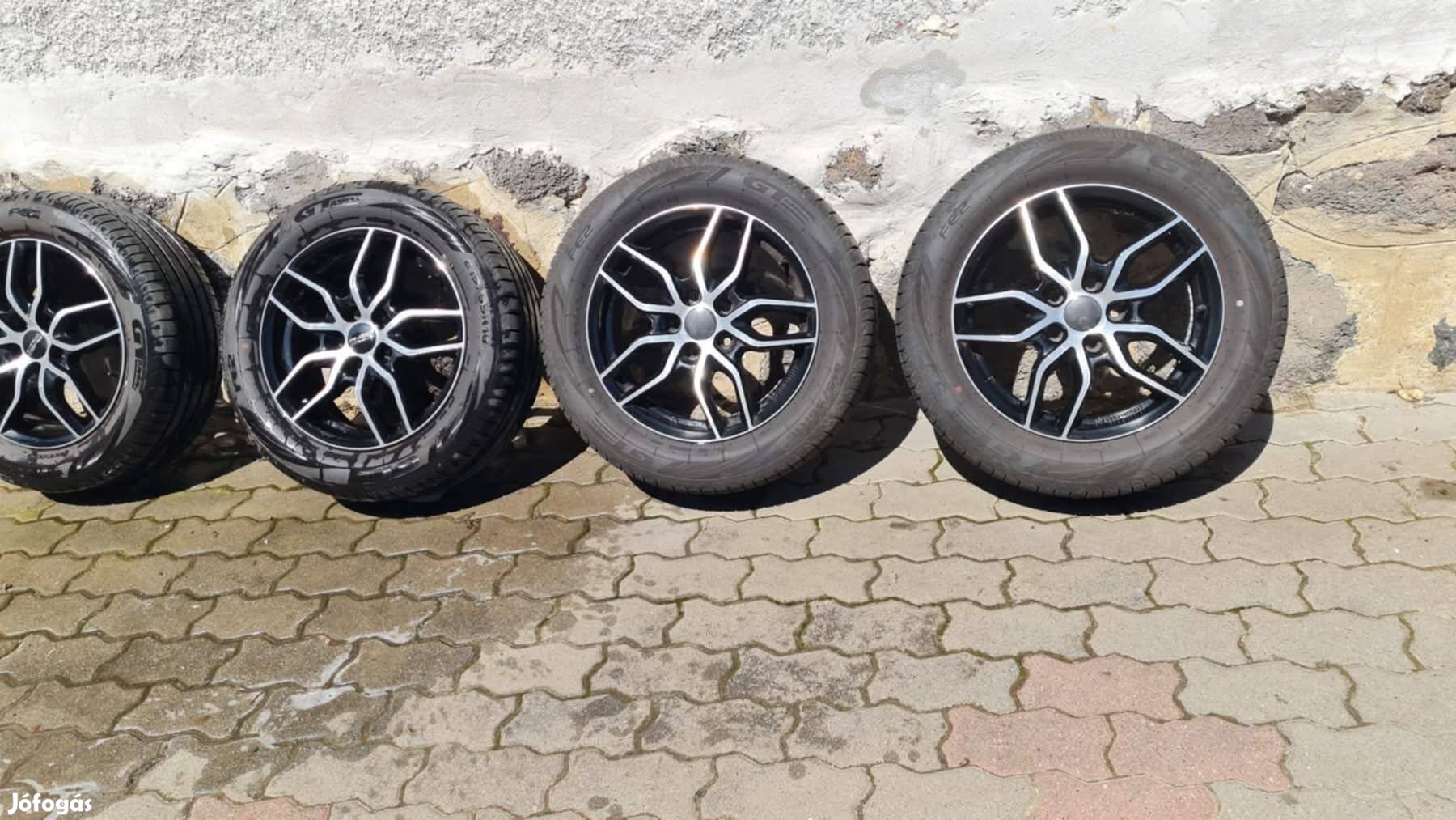 4 db alufelni, nyári gumival 