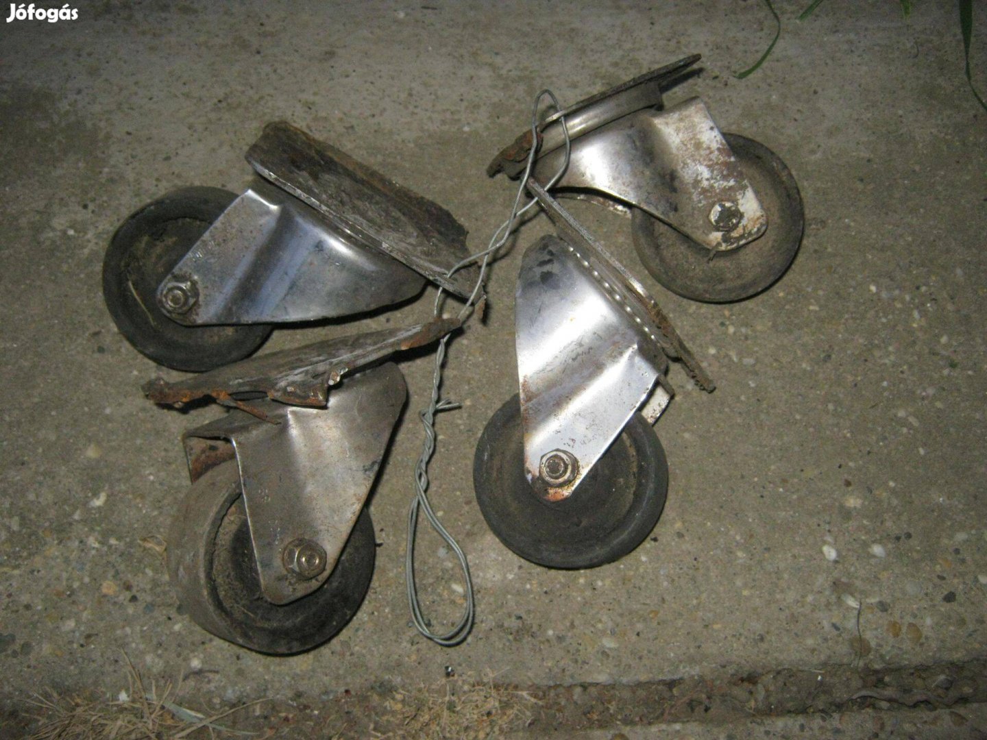4 db bolygókerék