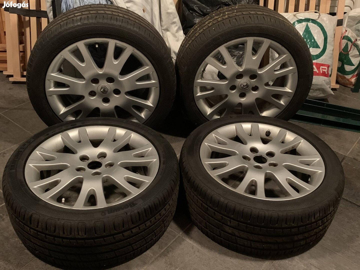 4 db gyári Renault 17' felni eladó