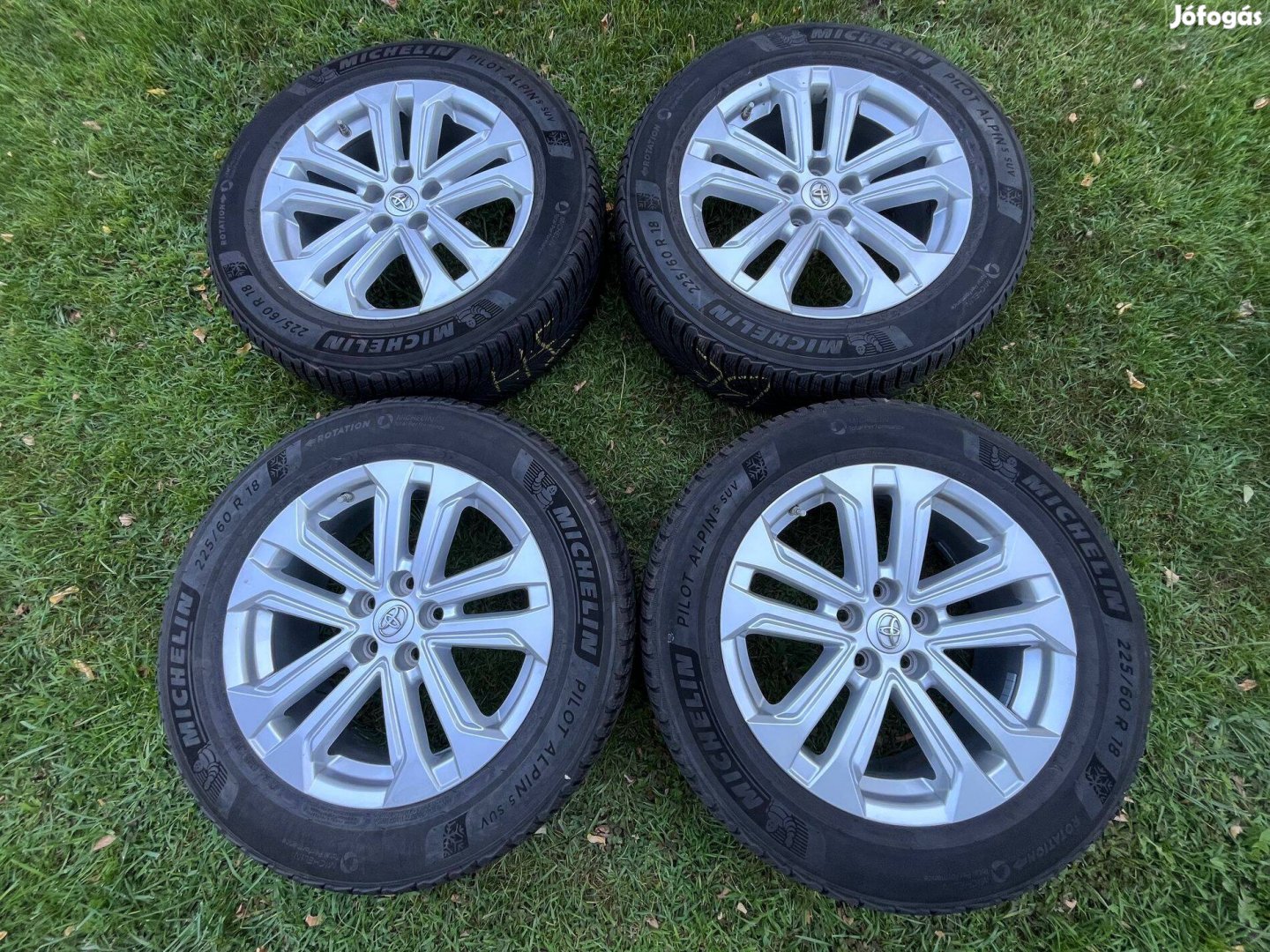 4 db gyári Toyota Rav4 18"alufelni Michelin téli gumival 225/60R18