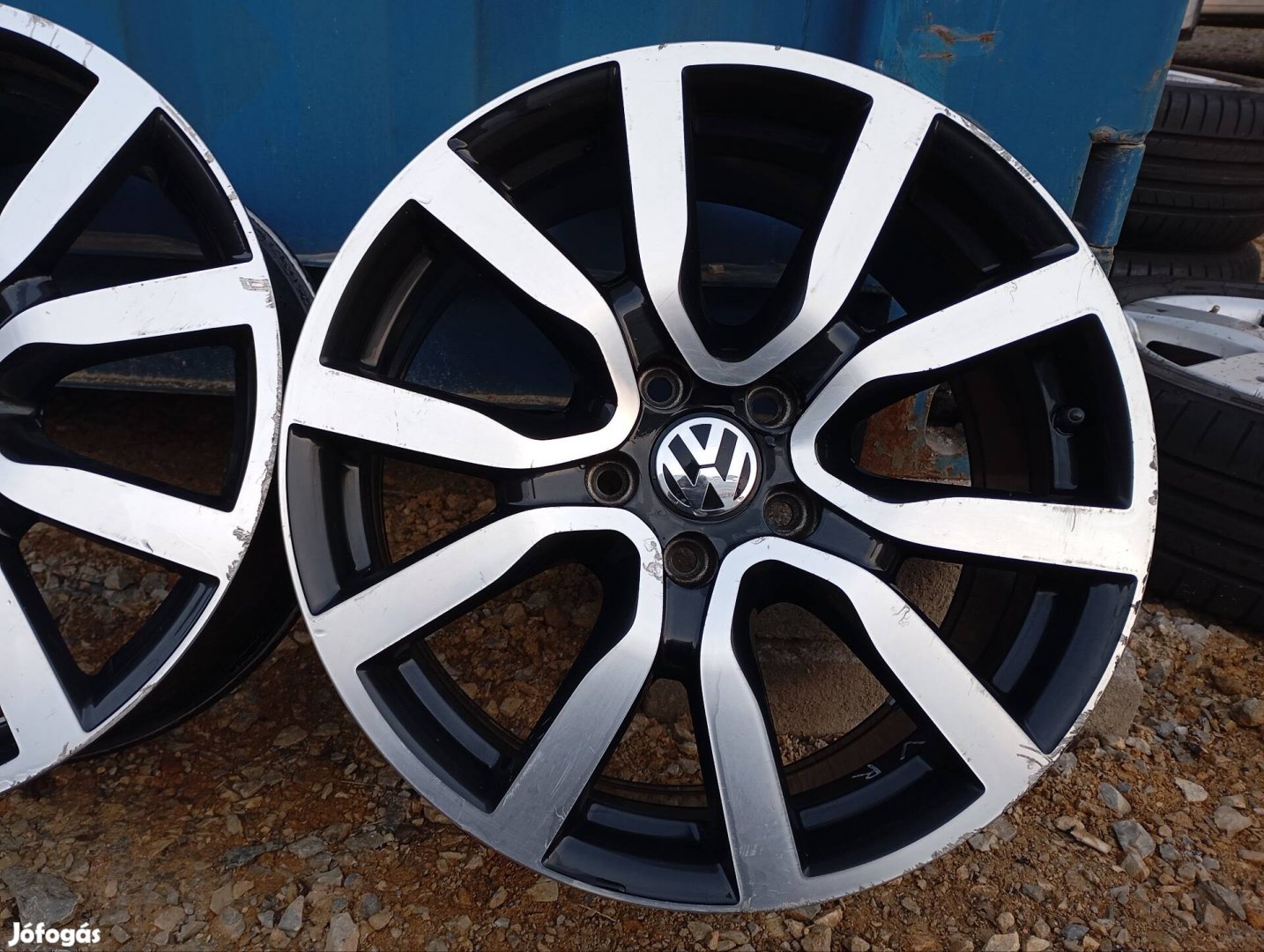 4 db gyári Volkswagen Serron alufelni 5x112 7,5x18 ET51