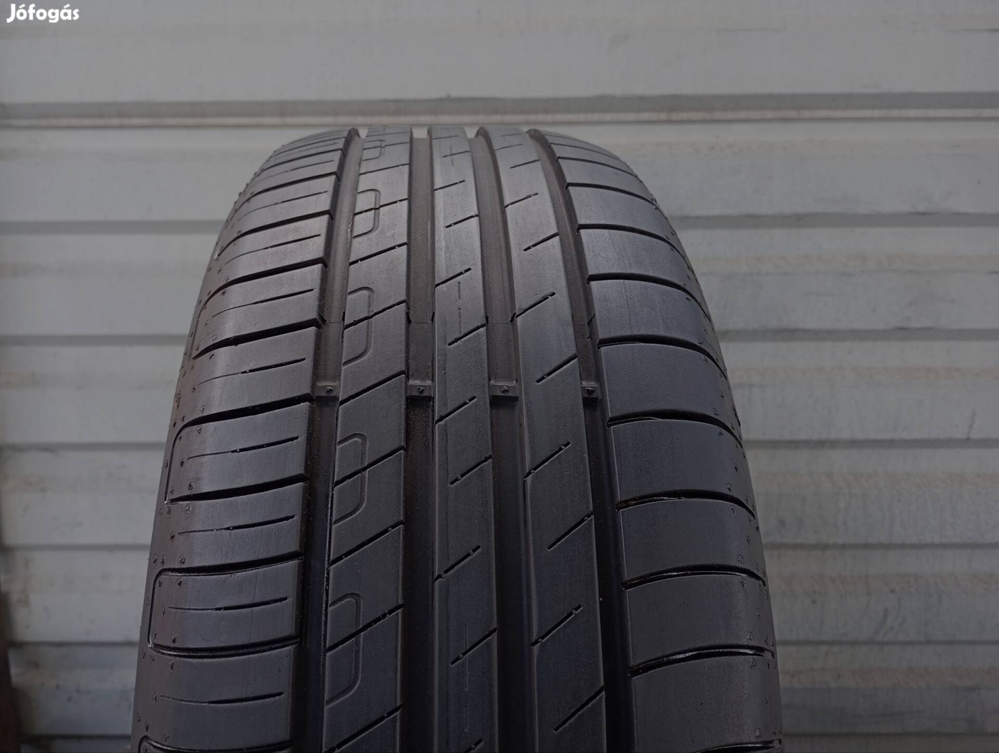 4 db használt Goodyear Efficientgrip Performance 225/55 R17 97W nyári