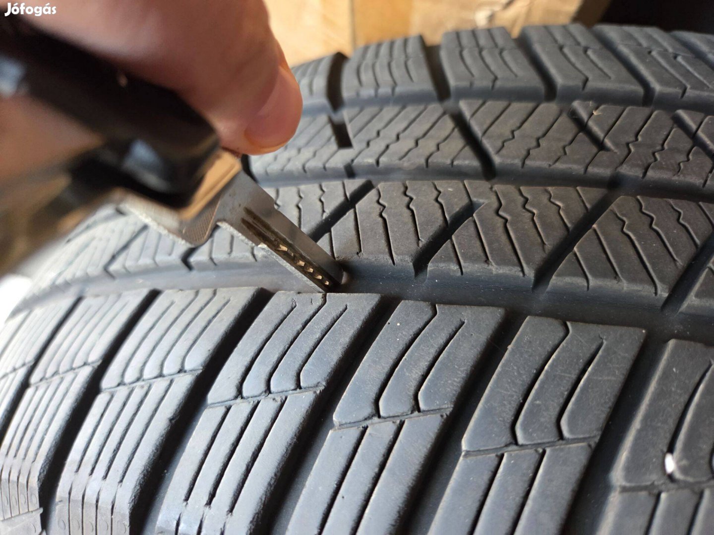 4 db jó állapotú Barum Polaris 5 XL 215/60 R17