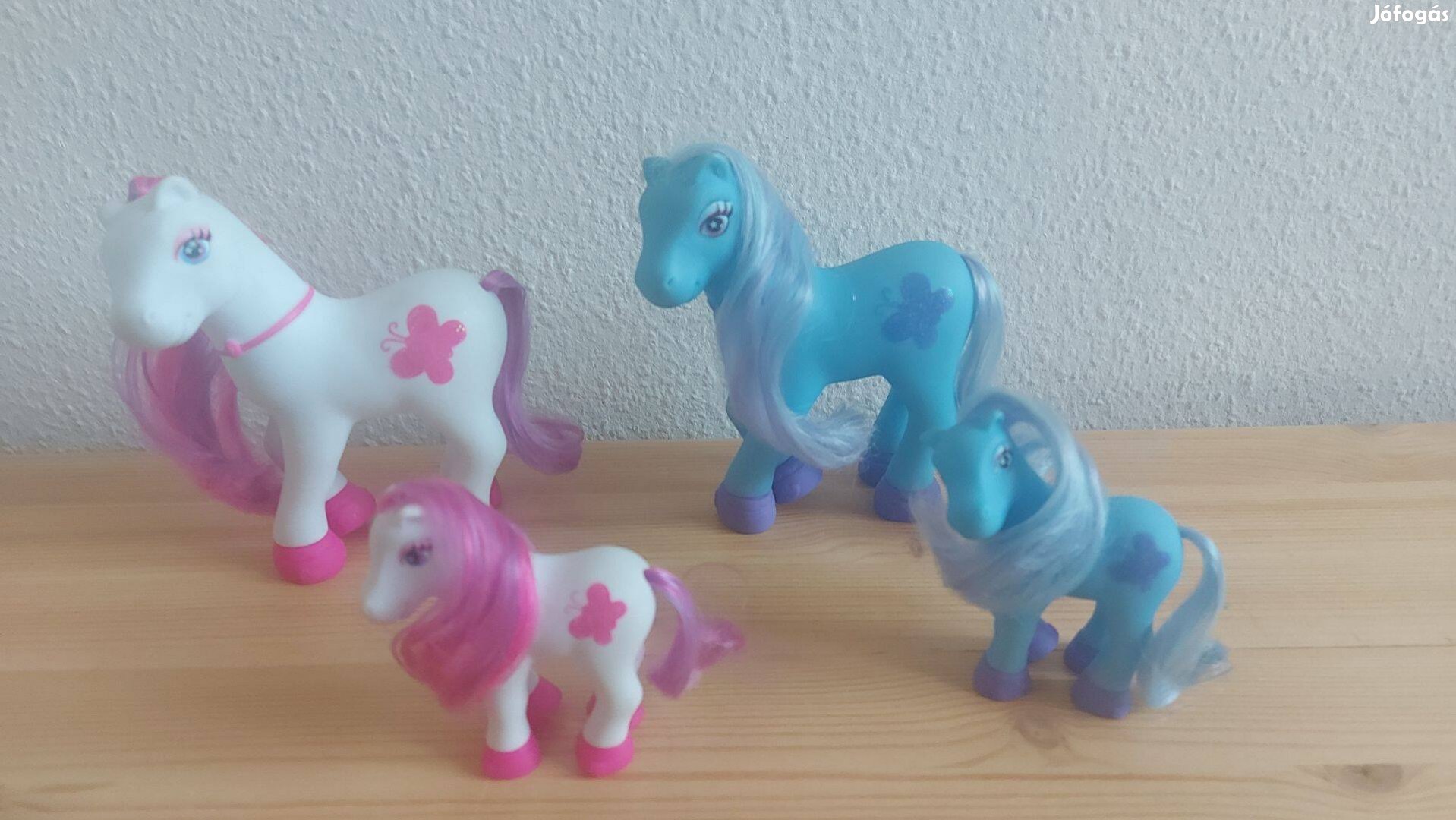 4 db ló együtt my little pony család én kicsi pónim póni