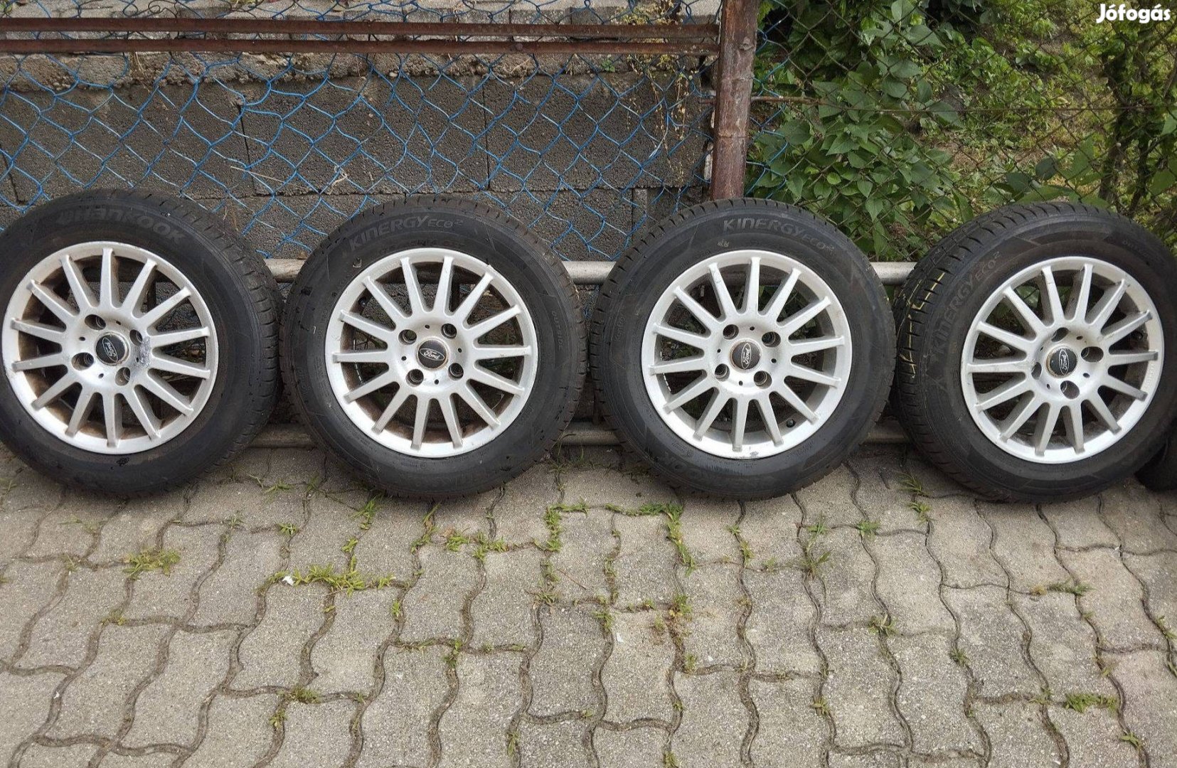 4 db nyári, Hankook gumi alu felnivel