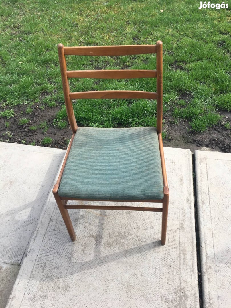 4 db szék eladó Tiszacsegén