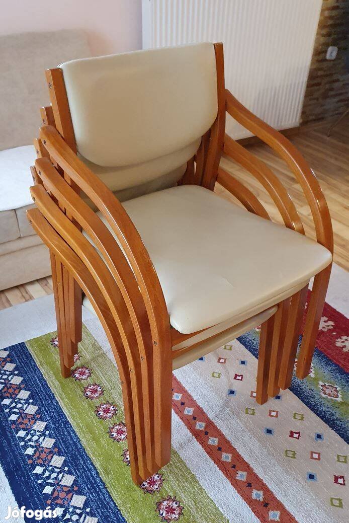 4 db szék eladó (Balaton Bútor)