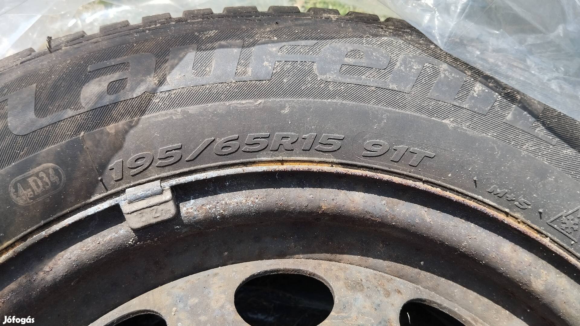 4 db téligumi 195/65R15