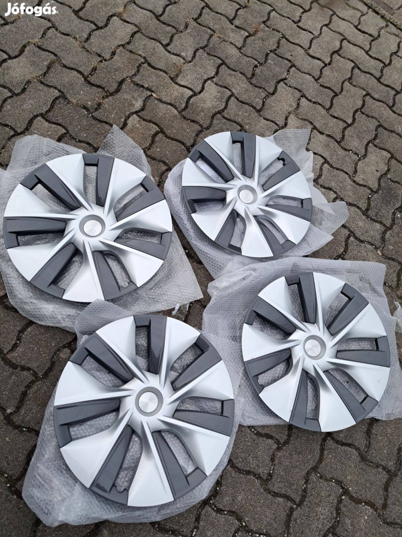 4 db új Tesla dísztárcsa eladó!