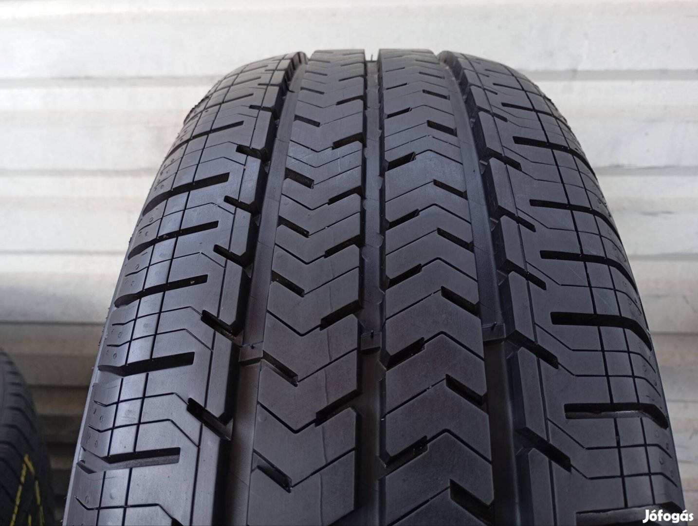 4 db új demó Michelin Agilis 215/60 R17C 104/102H nyárigumi