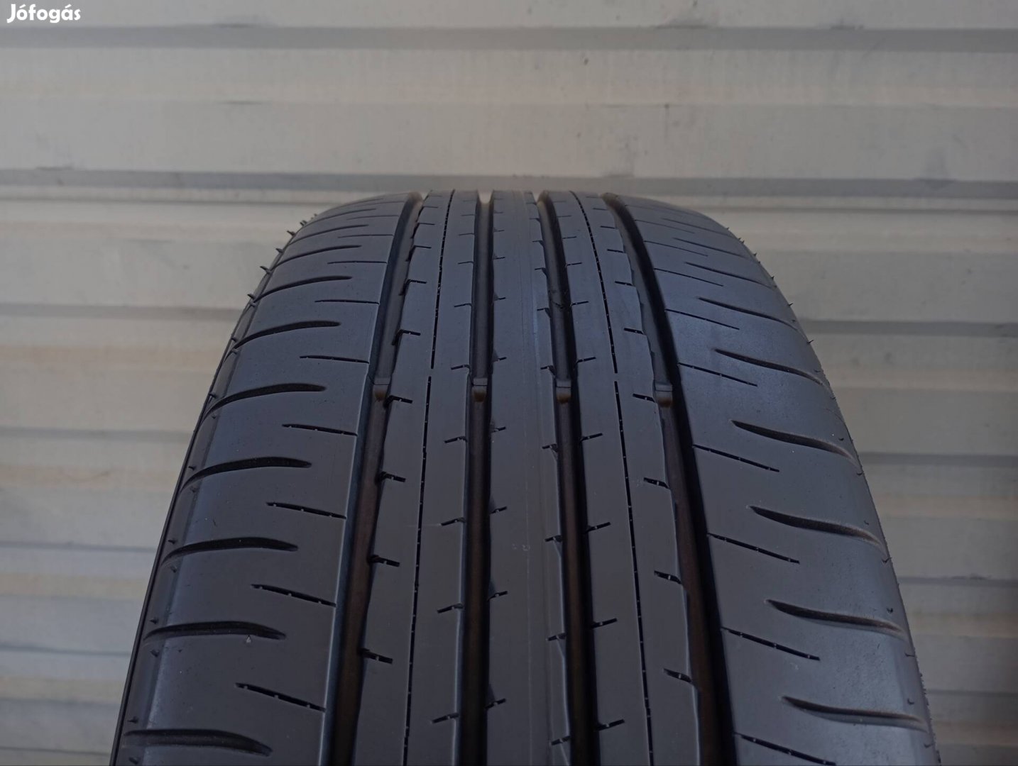4 db újszerű Dunlop SP Sport Maxx 050 225/55 R18 98H nyárigumi 