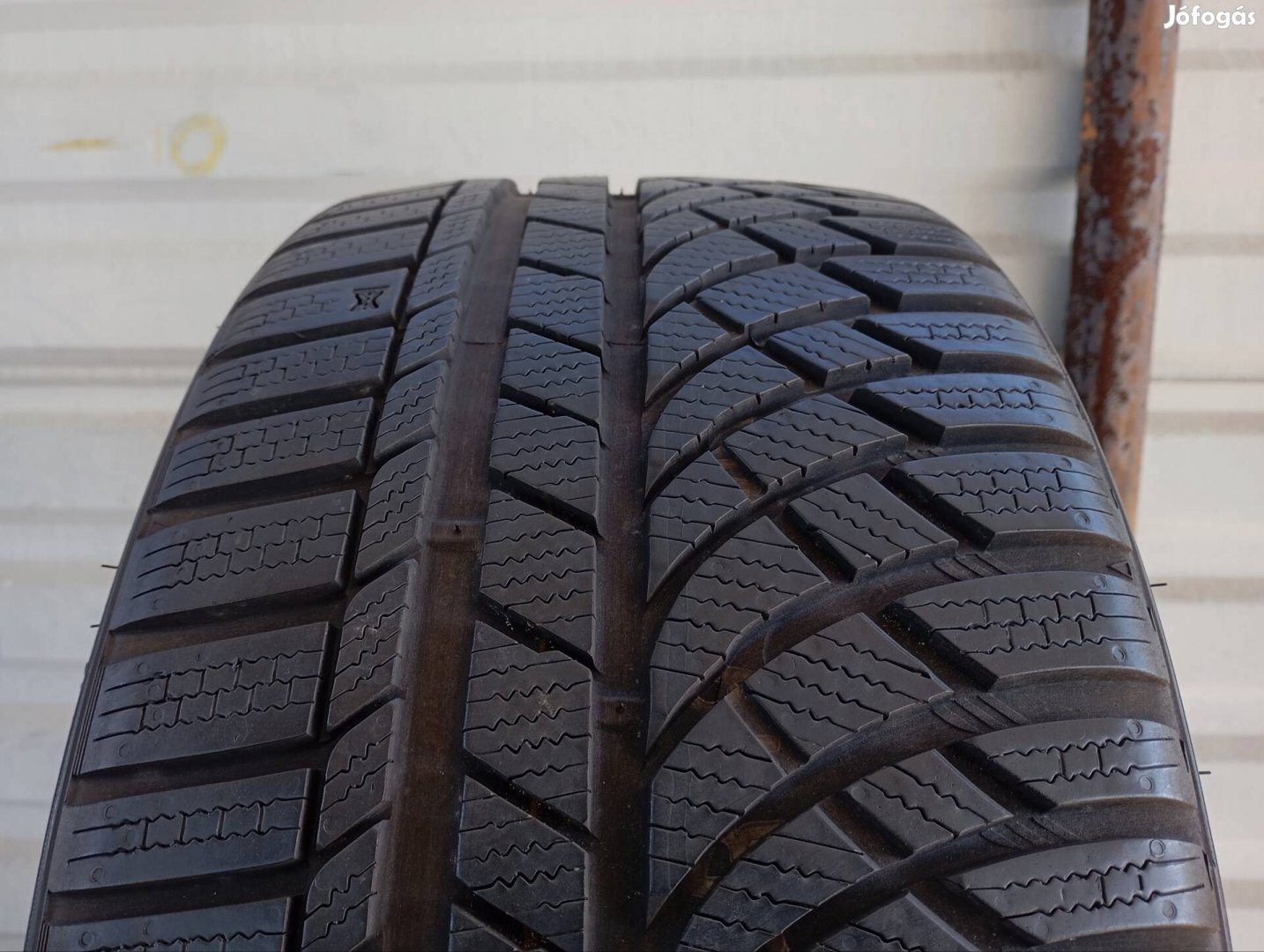 4 db újszerű Kumho Wintercraft WP72 235/35 R19 91W XL téligumi
